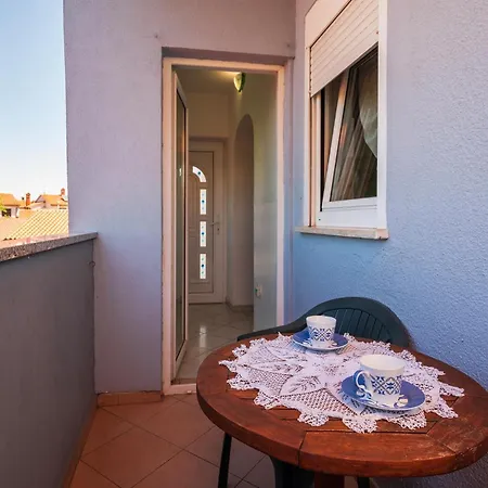 Lovely In With Kitchen